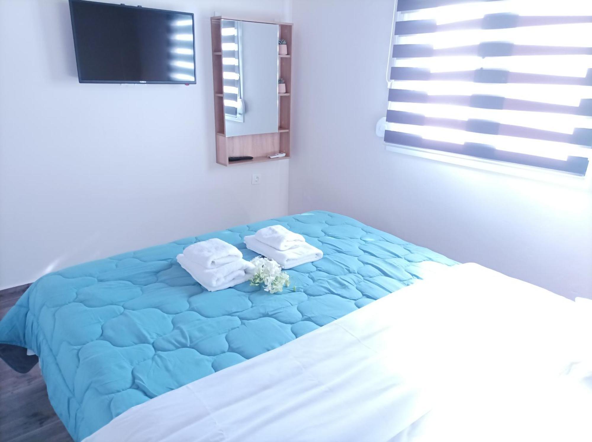 V&E'S Apartments Pigadhia  Zewnętrze zdjęcie