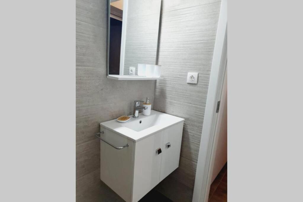 V&E'S Apartments Pigadhia  Zewnętrze zdjęcie
