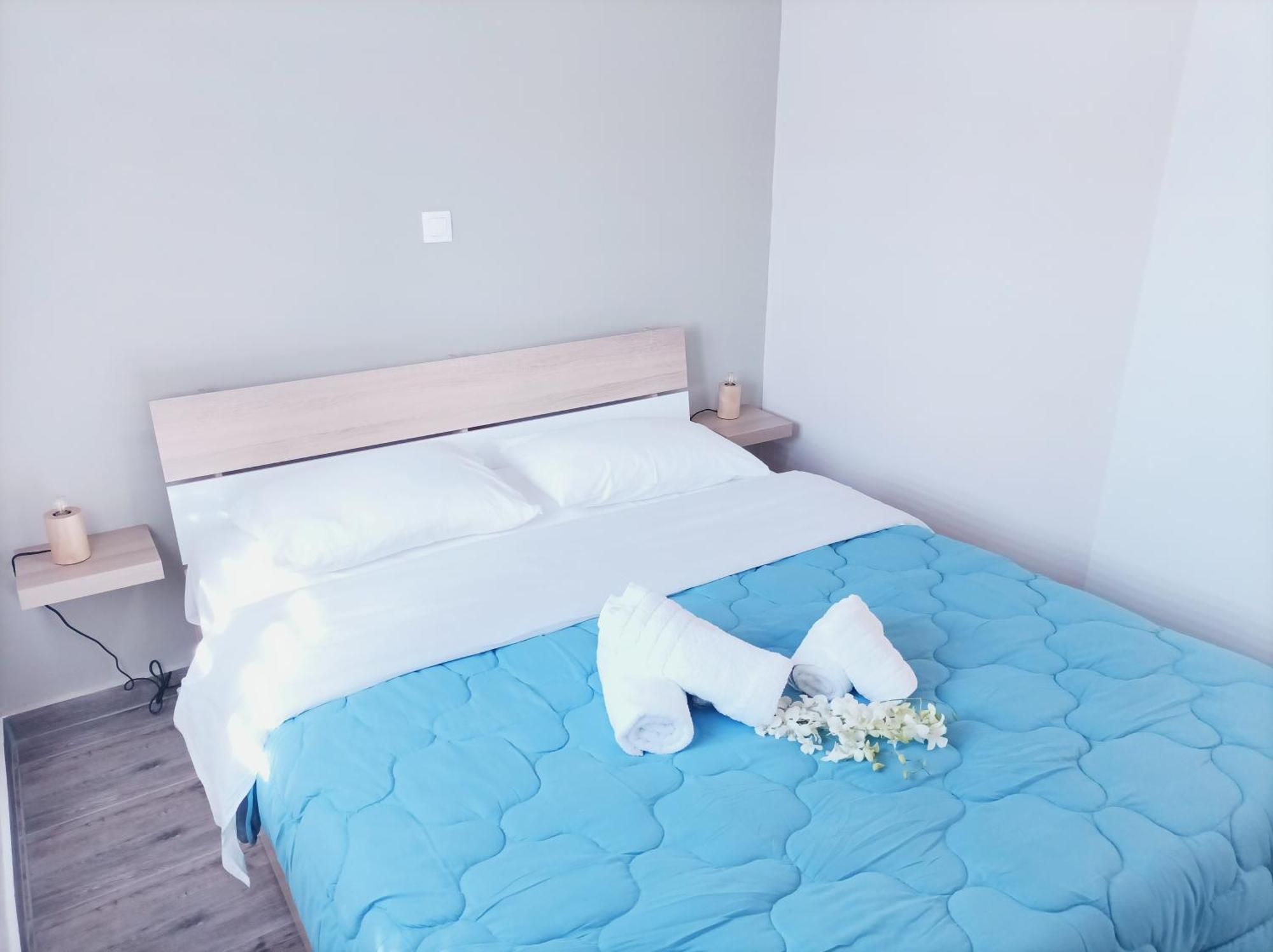 V&E'S Apartments Pigadhia  Zewnętrze zdjęcie